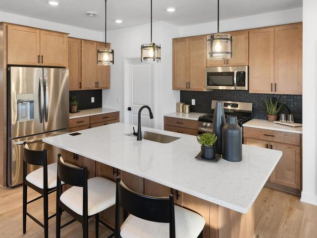 13761 Hollybrook Circle, Apple Valley, MN 55124