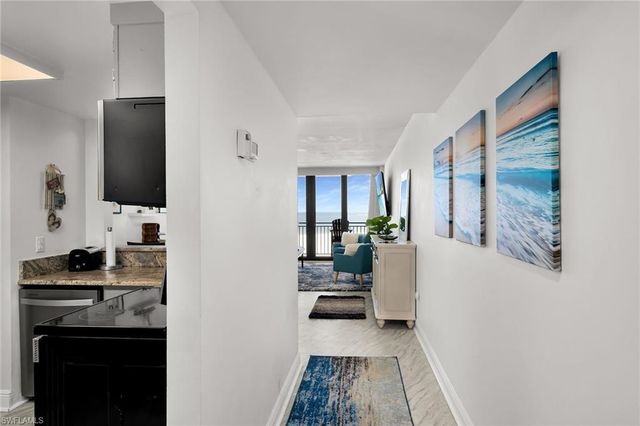 180 Seaview CT 1009, Marco Island, FL 34145