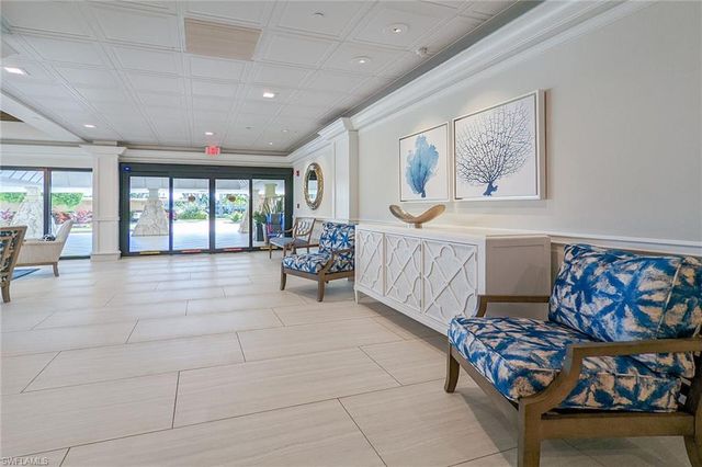 180 Seaview CT 1009, Marco Island, FL 34145