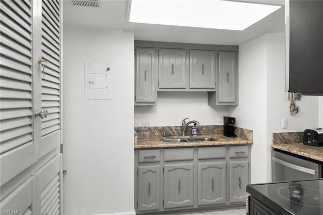 180 Seaview CT 1009, Marco Island, FL 34145