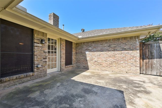 1017 Clinton Drive, Plano, TX 75075