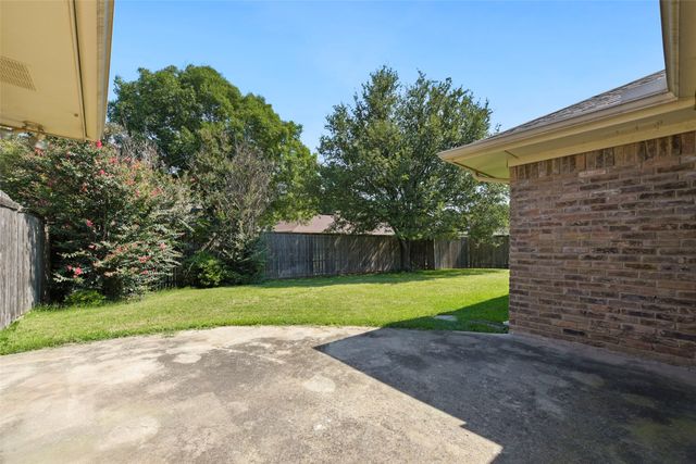 1017 Clinton Drive, Plano, TX 75075