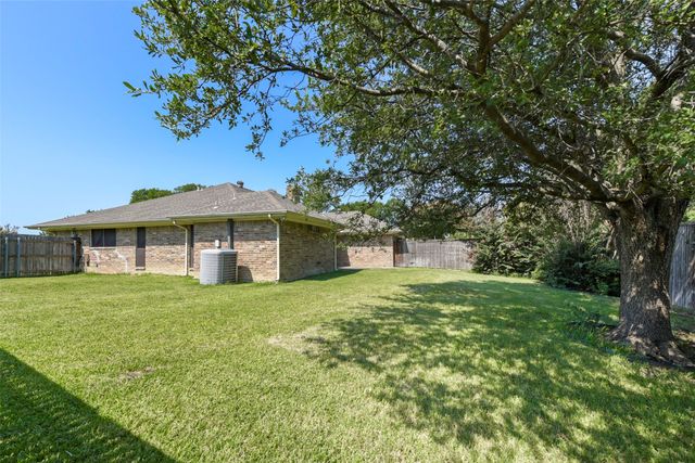 1017 Clinton Drive, Plano, TX 75075