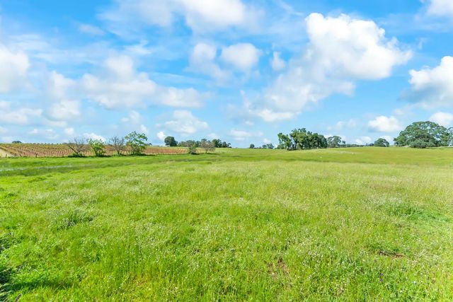 20865 Shenandoah School Rd, Plymouth, CA 95669