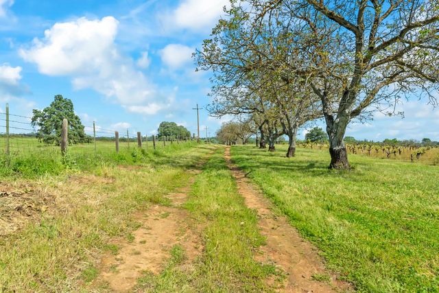 20865 Shenandoah School Rd, Plymouth, CA 95669