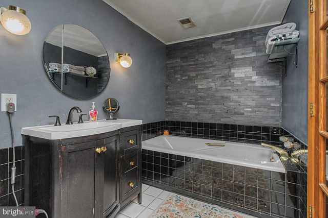 362 CORNWALL ST, Baltimore, MD 21224