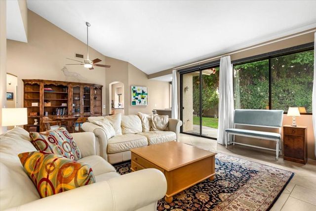 110 Favara Circle, Palm Desert, CA 92211