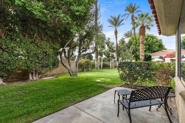 110 Favara Circle, Palm Desert, CA 92211