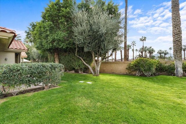 110 Favara Circle, Palm Desert, CA 92211