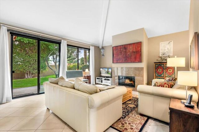 110 Favara Circle, Palm Desert, CA 92211