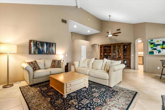 110 Favara Circle, Palm Desert, CA 92211