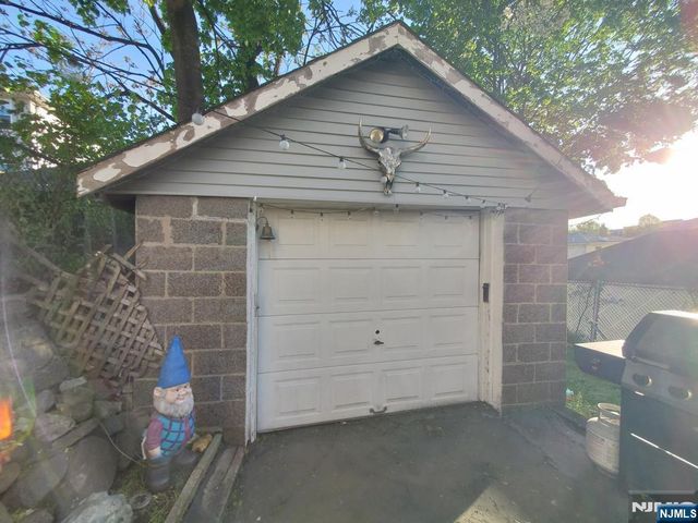 454 Park Avenue, Fairview, NJ 07022