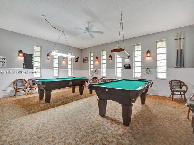 4805 NW 35th St 603, Lauderdale Lakes, FL 33319