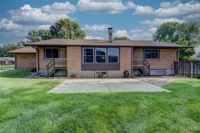 13248 Hobnail Drive, Unincorporated, MO 63146