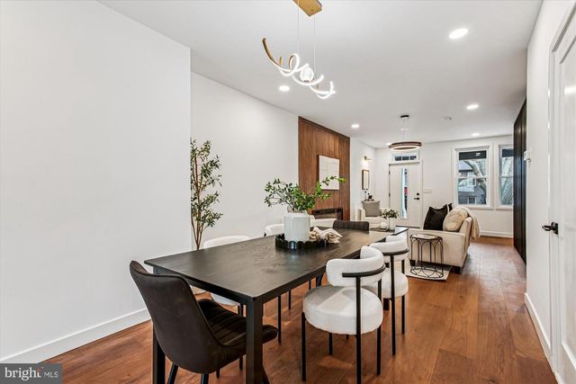 218 15TH ST NE, Washington, DC 20002