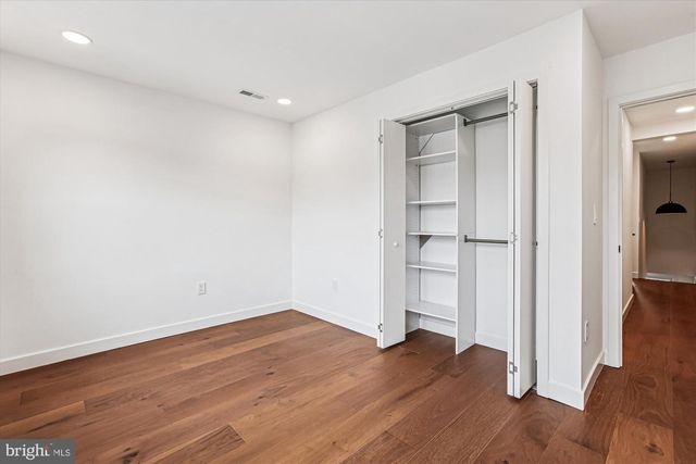 218 15TH ST NE, Washington, DC 20002