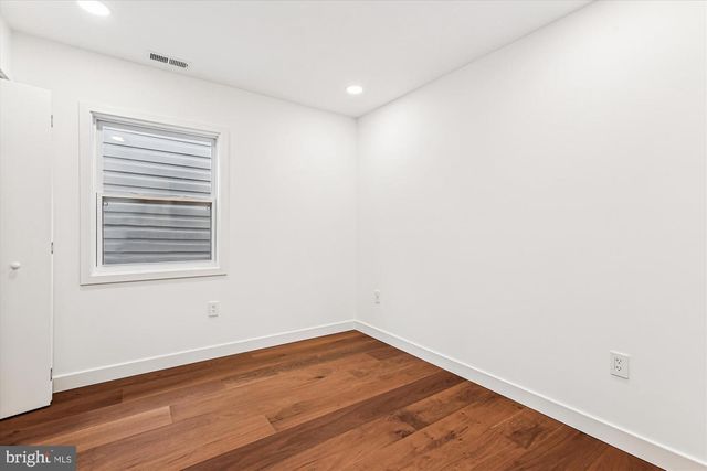 218 15TH ST NE, Washington, DC 20002