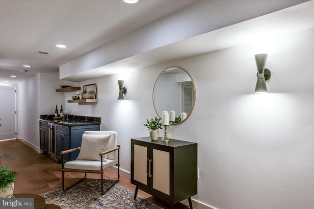 218 15TH ST NE, Washington, DC 20002