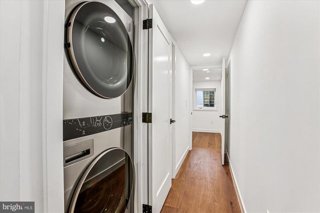 218 15TH ST NE, Washington, DC 20002