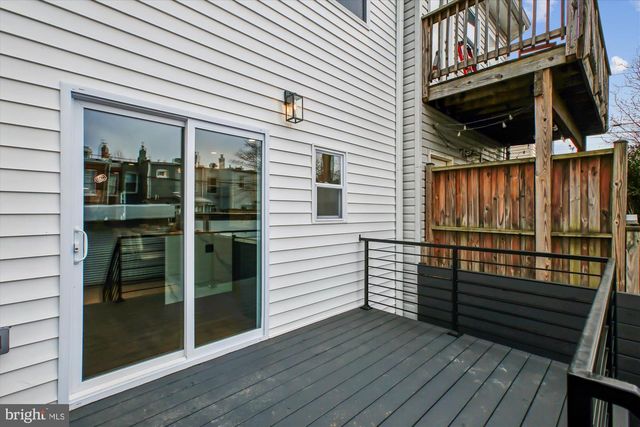 218 15TH ST NE, Washington, DC 20002