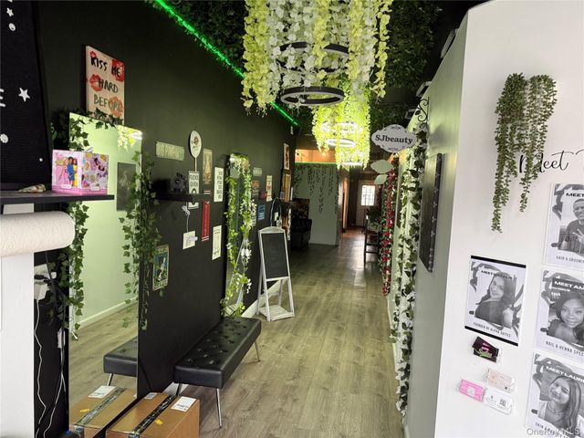 248-51 Jericho Tpke, Bellerose, NY 11426