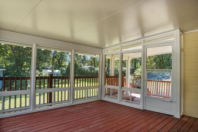 1007 Holcombe Road, Hanahan, SC 29410