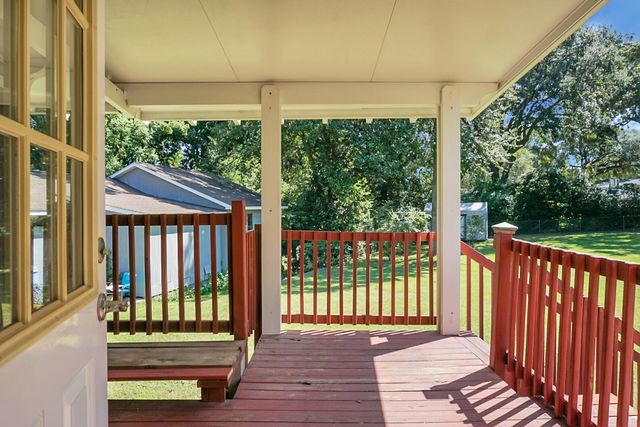 1007 Holcombe Road, Hanahan, SC 29410