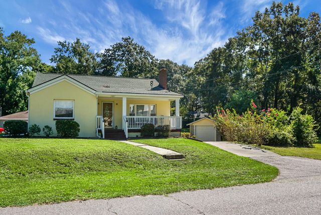 1007 Holcombe Road, Hanahan, SC 29410