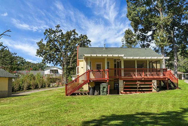 1007 Holcombe Road, Hanahan, SC 29410
