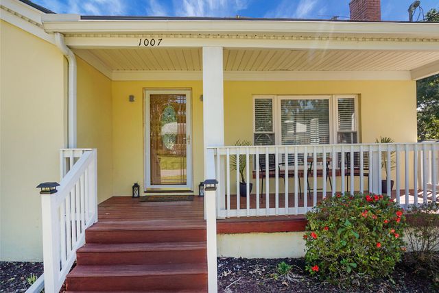 1007 Holcombe Road, Hanahan, SC 29410