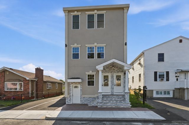59 Larkin St 2, Revere, MA 02151