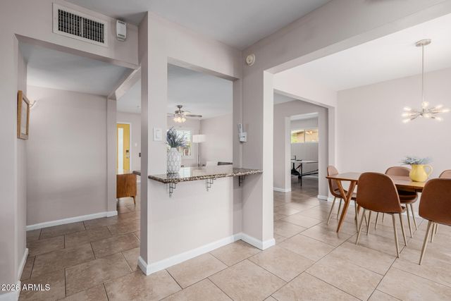 2145 W INDIANOLA Avenue, Phoenix, AZ 85015