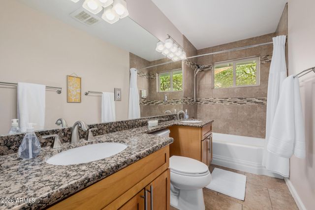 2145 W INDIANOLA Avenue, Phoenix, AZ 85015