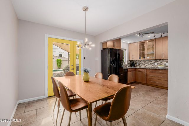 2145 W INDIANOLA Avenue, Phoenix, AZ 85015