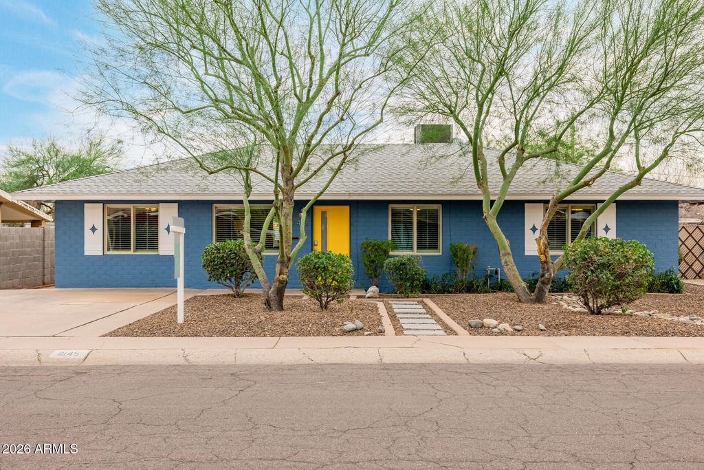 2145 W INDIANOLA Avenue, Phoenix, AZ 85015