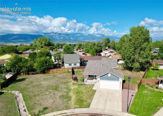 5216 Suburban Drive, Colorado Springs, CO 80911