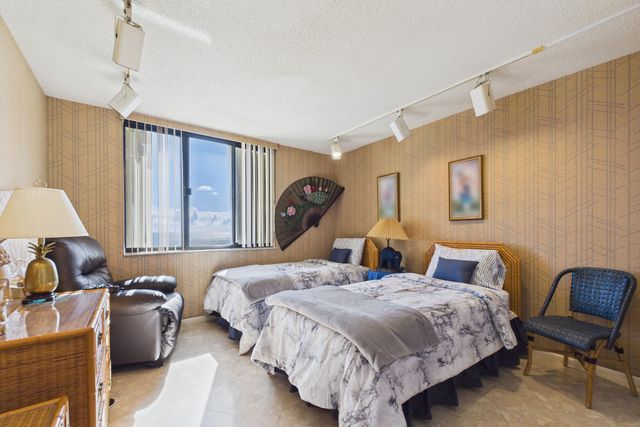 400 OCEAN TRAIL Way 1208, Jupiter, FL 33477