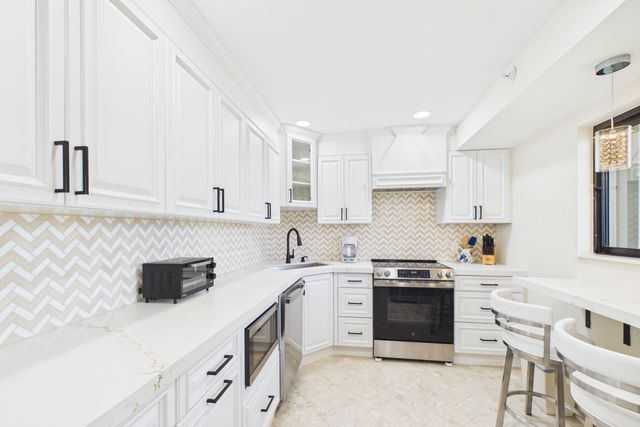 400 OCEAN TRAIL Way 1208, Jupiter, FL 33477