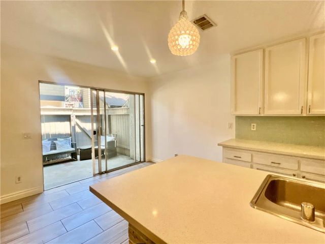 542 W Dunton 29, Orange, CA 92865