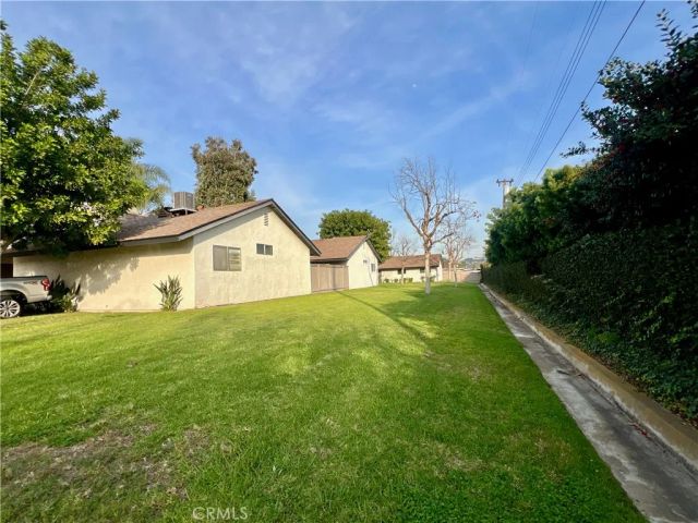 542 W Dunton 29, Orange, CA 92865