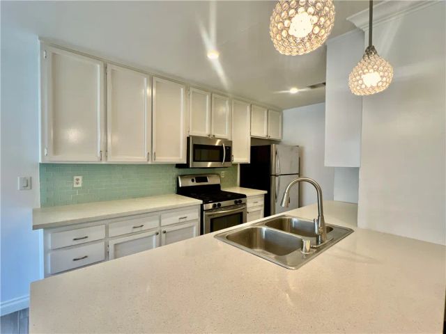 542 W Dunton 29, Orange, CA 92865