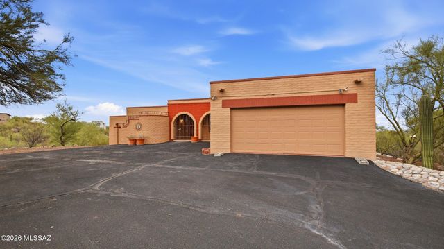5830 E Territory Avenue, Tucson, AZ 85750