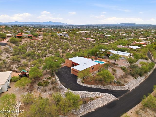 5830 E Territory Avenue, Tucson, AZ 85750