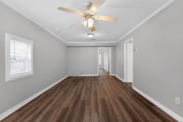 8914 Cardella Avenue, Dallas, TX 75217