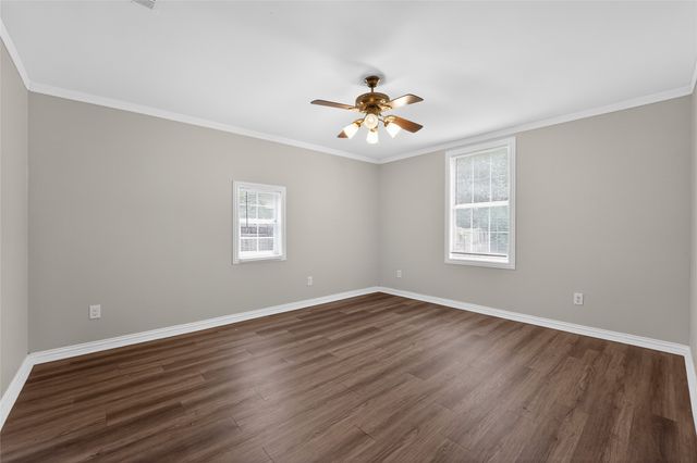 8914 Cardella Avenue, Dallas, TX 75217