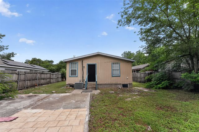 8914 Cardella Avenue, Dallas, TX 75217