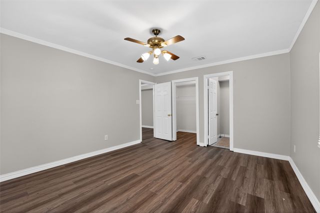 8914 Cardella Avenue, Dallas, TX 75217