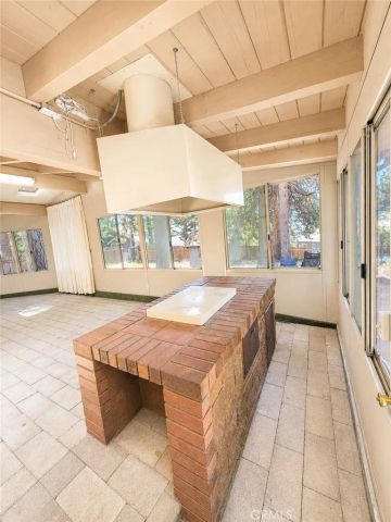 30891 Valley Oak, Running Springs, CA 92382