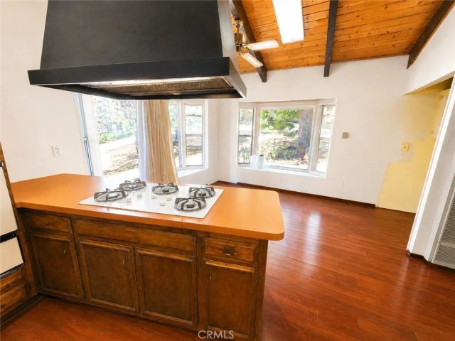 30891 Valley Oak, Running Springs, CA 92382