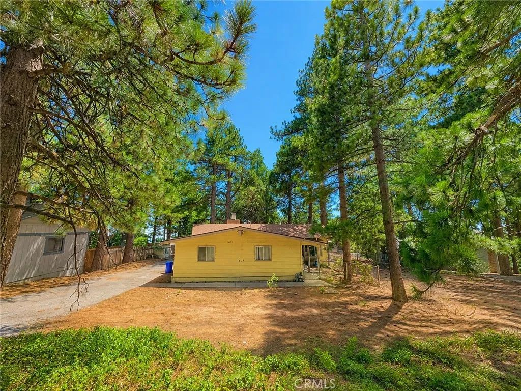 30891 Valley Oak, Running Springs, CA 92382